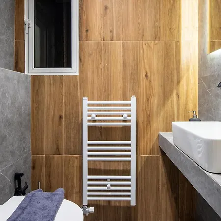 Mystique 2-bedroom In Appartamento Atene